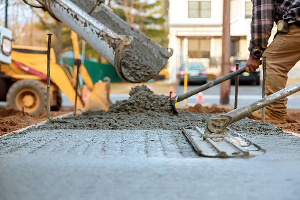 Peppermint bark brownie ice cream with chocolate pieces